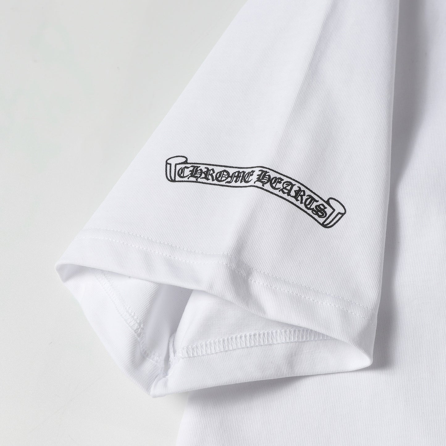 חולצות טי חדשות של Chrome Hearts 2250 