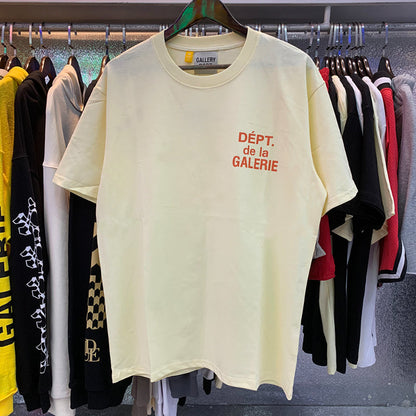 חולצת טריקו חדשה של מחלקת הגלריה 