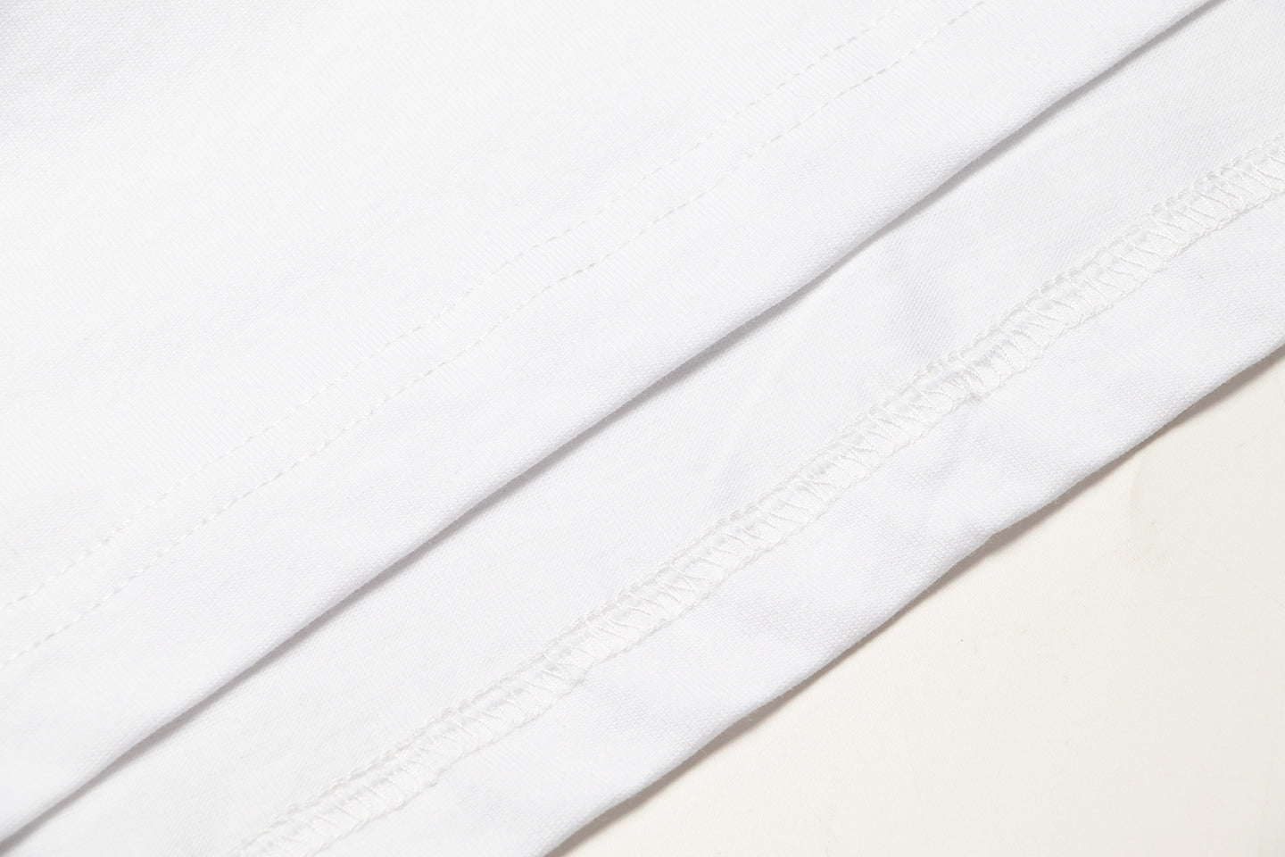 חולצות טי חדשות של Chrome Hearts TB37 