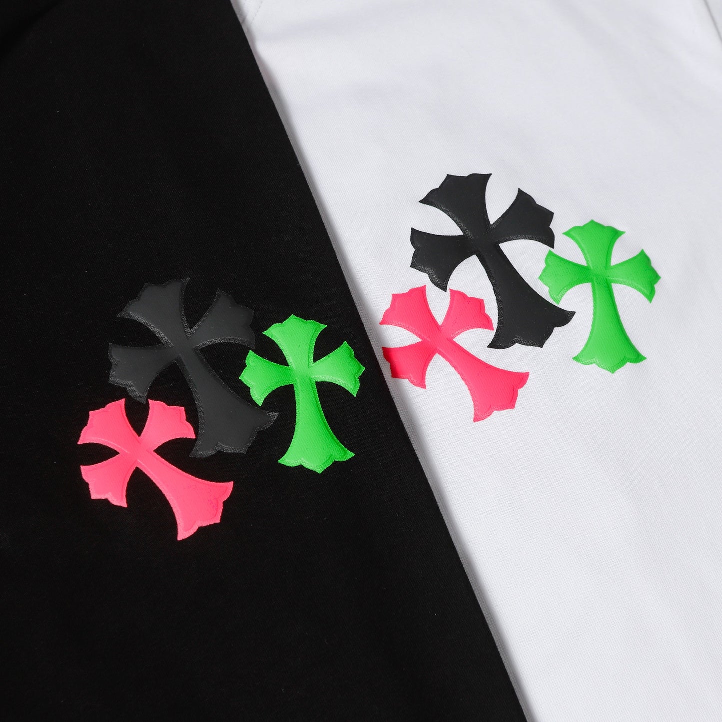 חולצות טי חדשות של Chrome Hearts 2250 