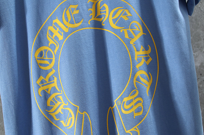 חולצת טי עם לבבות כרום K6019 