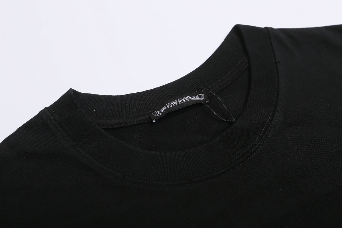 חולצת טי-שירט עם לבבות כרום משנת 1970 